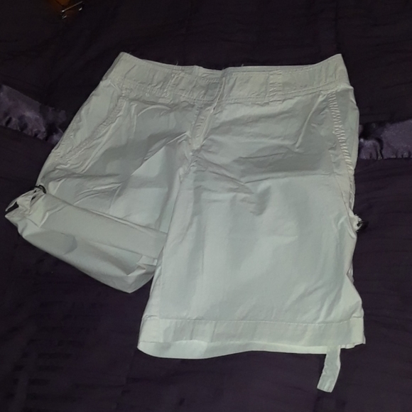NWOT size 8 White shorts by H&M Flat front - Picture 7 of 8